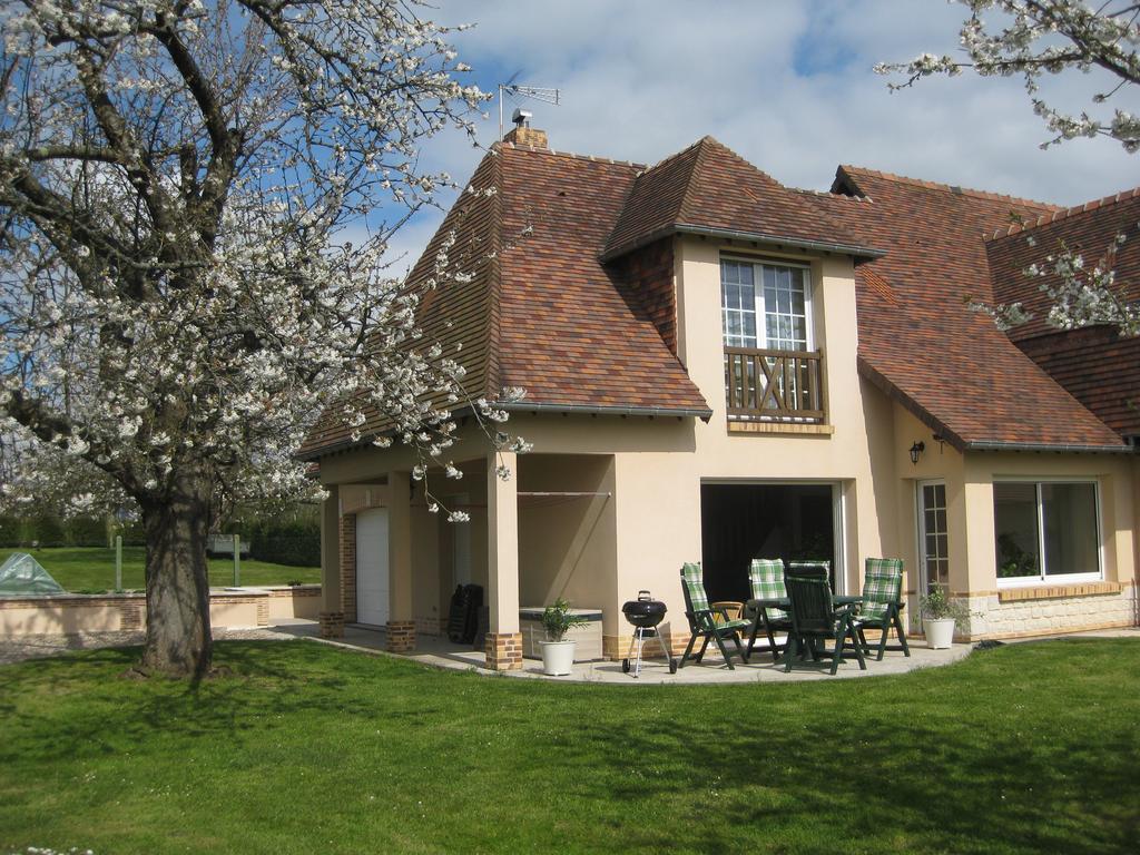 Gite De La Balle De Golf Jumièges Exterior foto