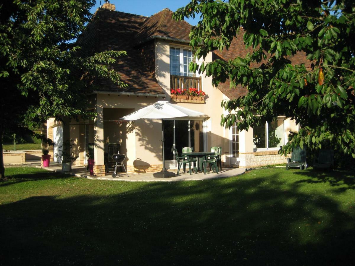 Gite De La Balle De Golf Jumièges Exterior foto
